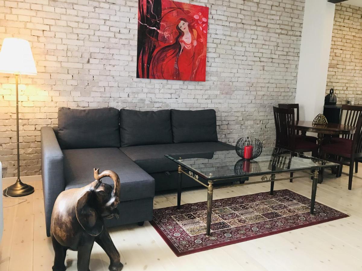 Aday - Central Cozy And Bright Apartment 올보르 외부 사진